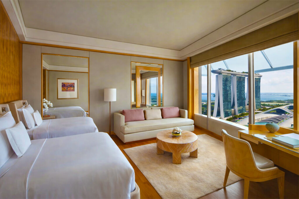 best luxury hotel in Singapore