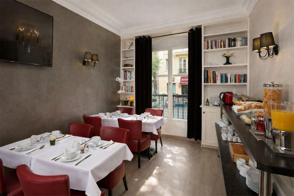 one of the best 4 star hotel in paris